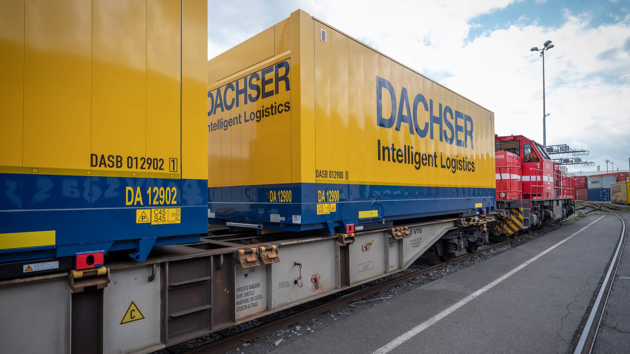 Le transport ferroviaire offre une alternative suppl&eacute;mentaire au transport par camions diesel.